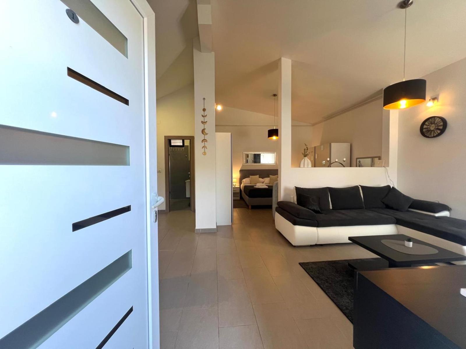 Azzurro Mare Apartment Пула Екстериор снимка