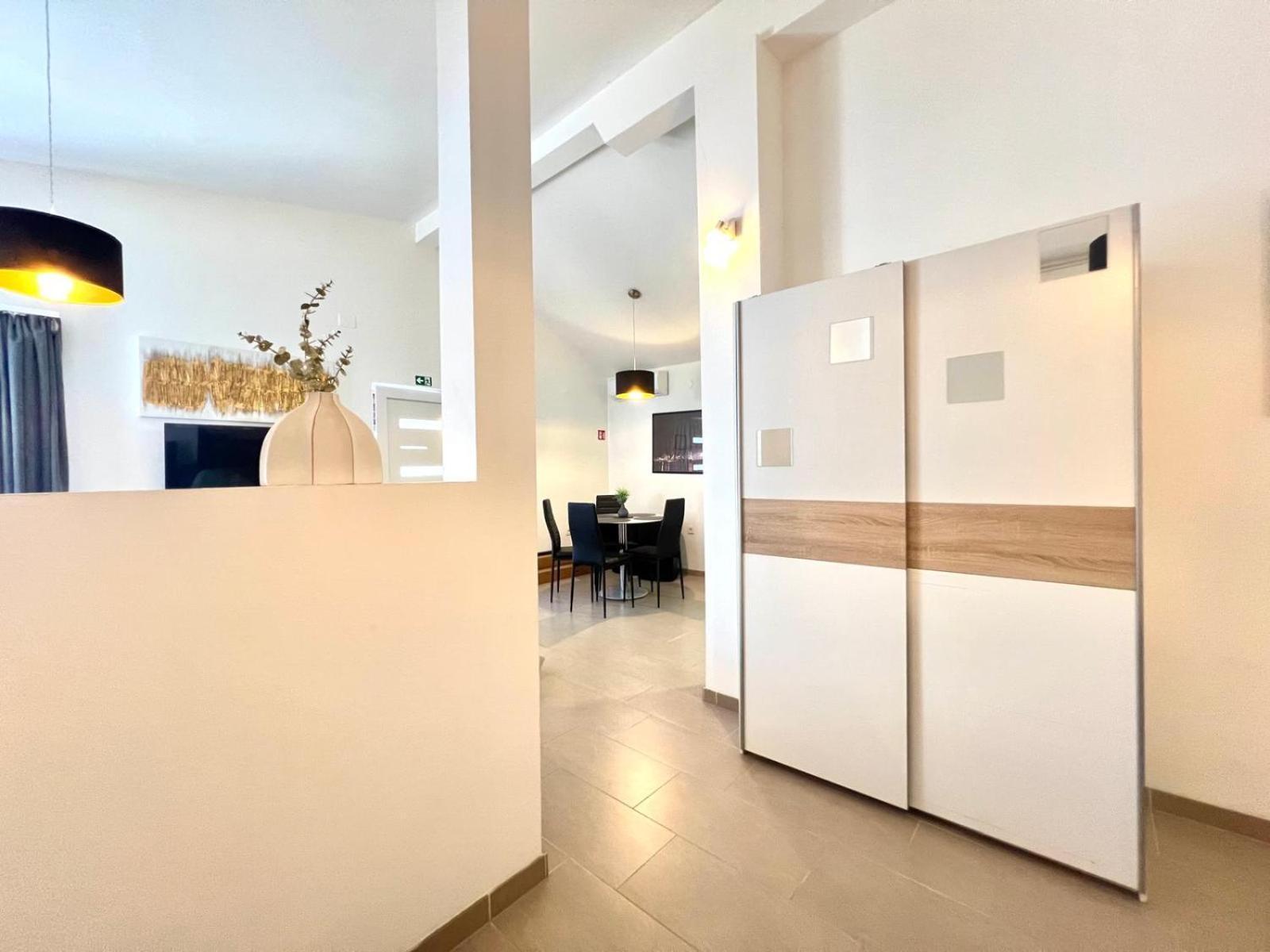 Azzurro Mare Apartment Пула Екстериор снимка